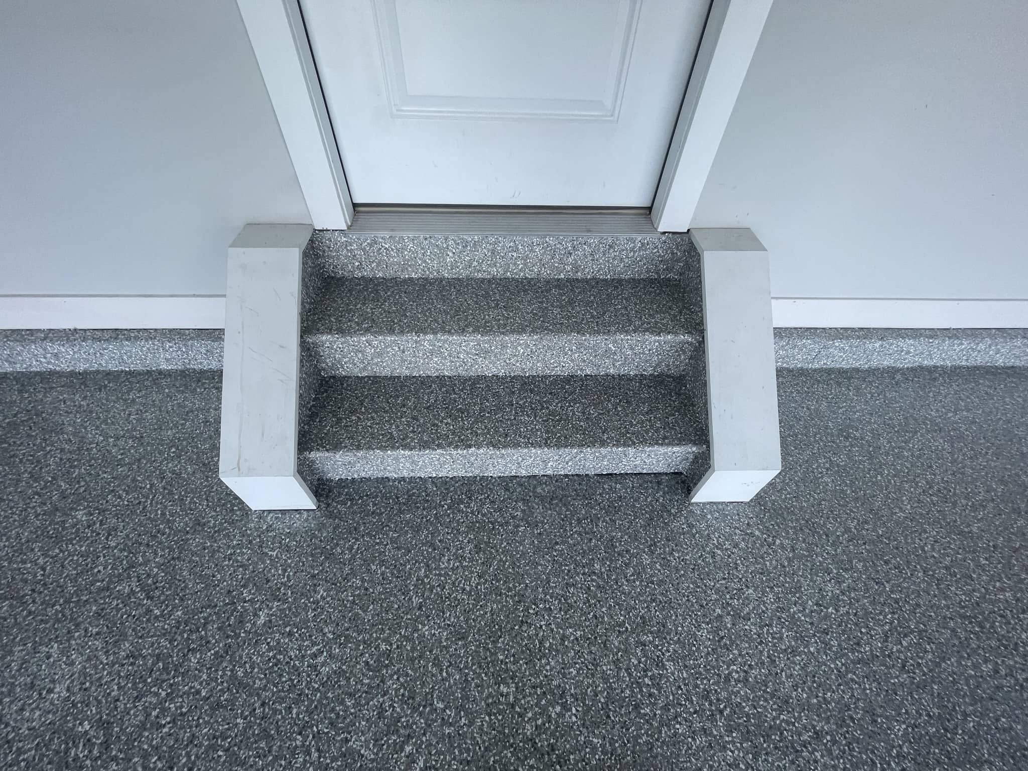 epoxy flooring in a garage